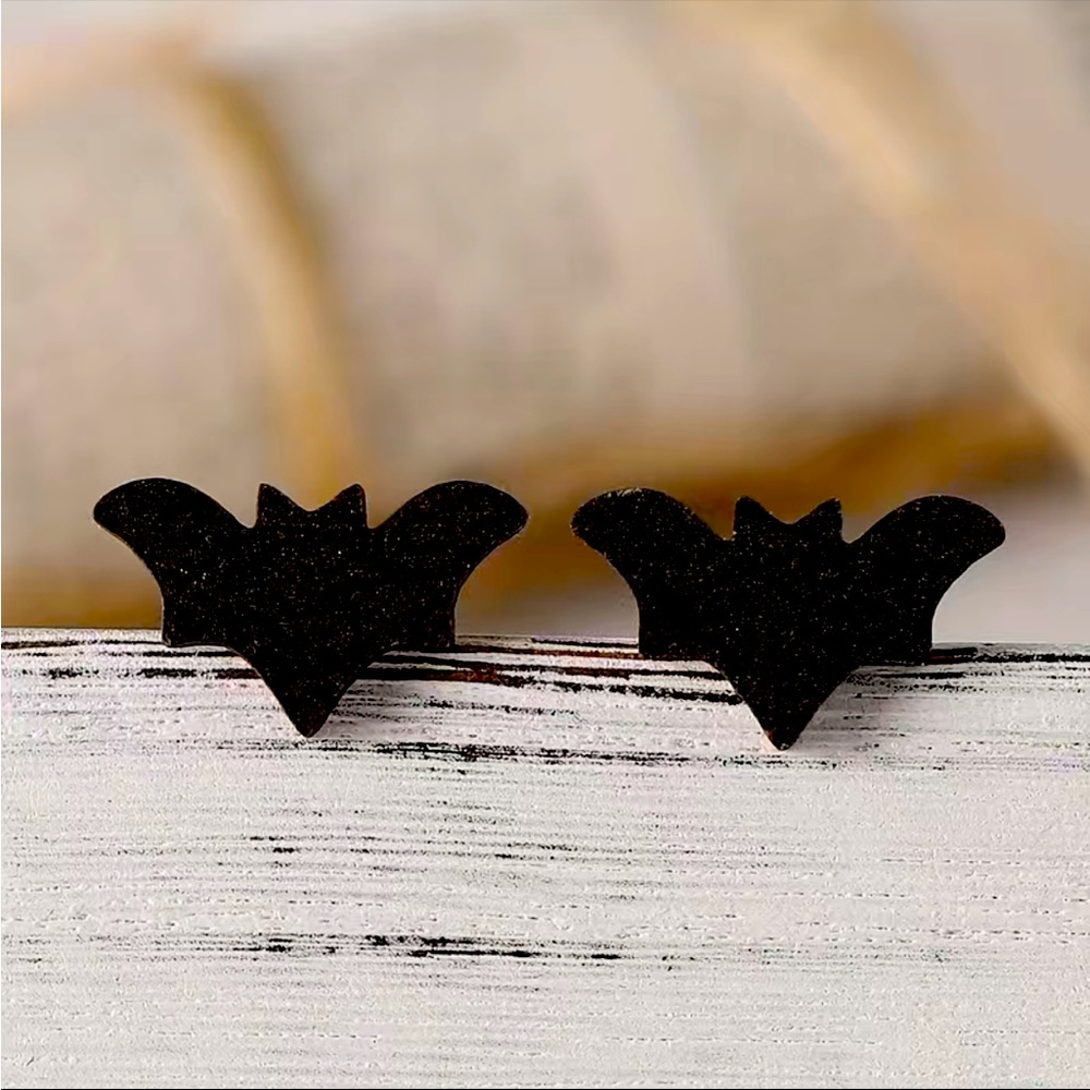NWT Bats Earrings